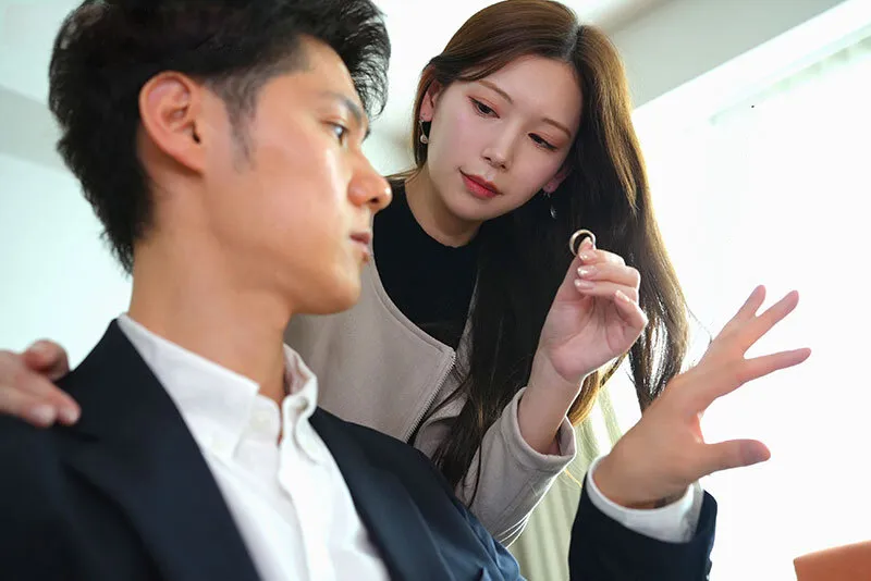 Bà xã đi đi giã ngoại, chồng yêu ở nhà bị nhỏ em bà xã gạ nện không trượt phát nào